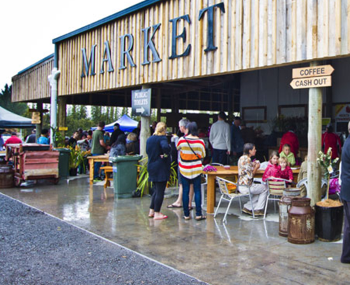 The Kerikeri Packhouse Market where KOAST artists have a space every weekend
